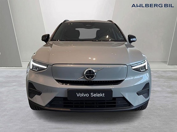 Volvo EX40 5 of 21