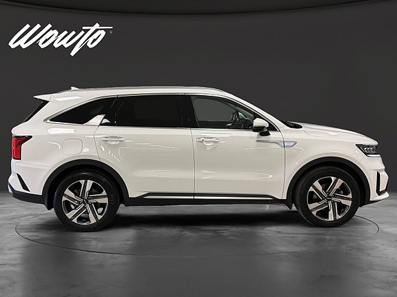 Kia Sorento 3 of 20
