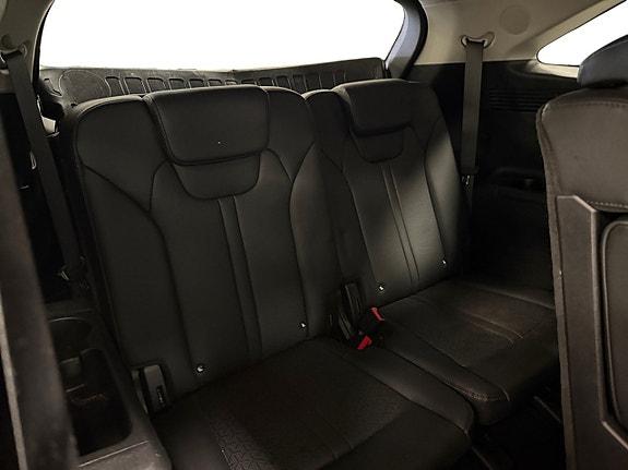Kia Sorento 13 of 20