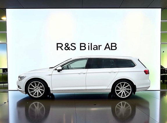 Volkswagen Passat 9 of 17