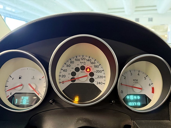 Dodge Caliber 14 of 20