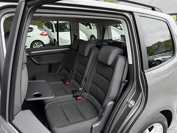 Volkswagen Touran 17 of 24