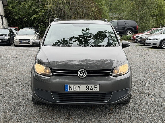 Volkswagen Touran 7 of 24