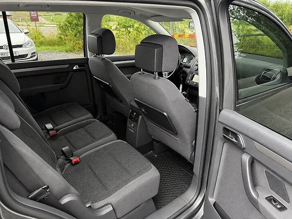 Volkswagen Touran 15 of 24