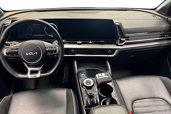 Kia Sportage 12 of 16