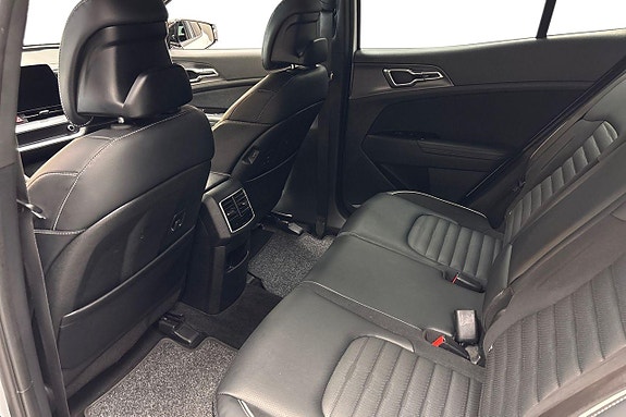 Kia Sportage 11 of 16