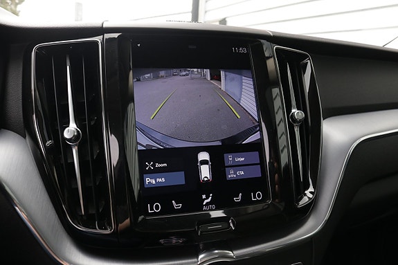 Volvo XC60 13 of 28