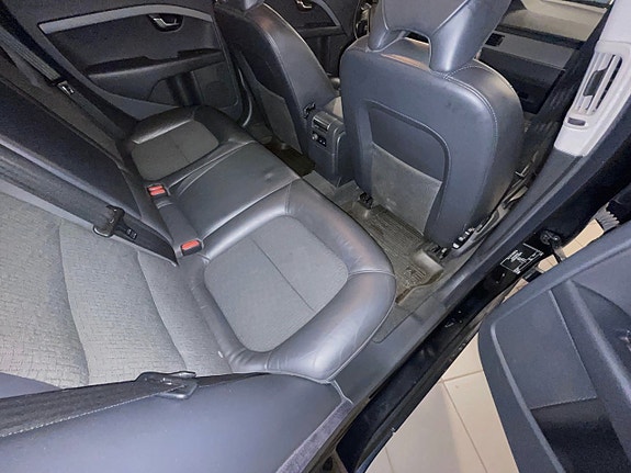 Volvo V70 7 of 8