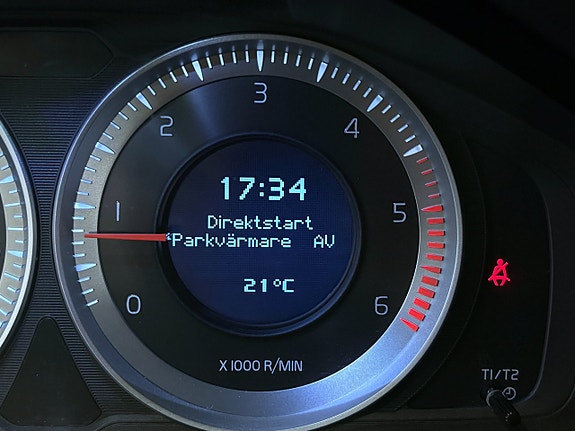 Volvo V60 8 of 19