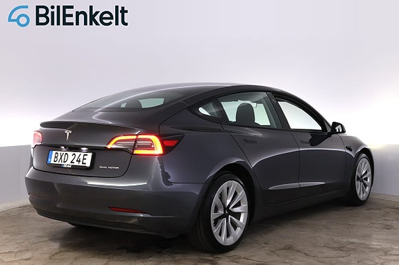 Tesla Model 3 3 of 30