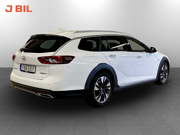 Opel Insignia Country Tourer 4 of 19