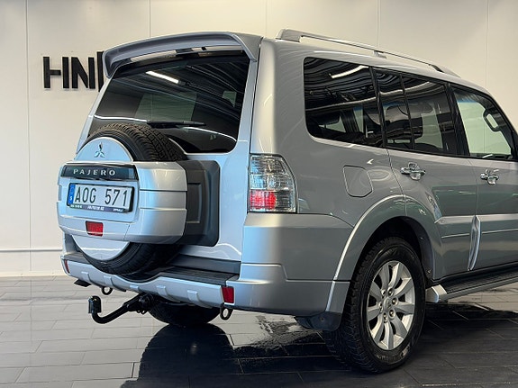 Mitsubishi Pajero 7 of 25