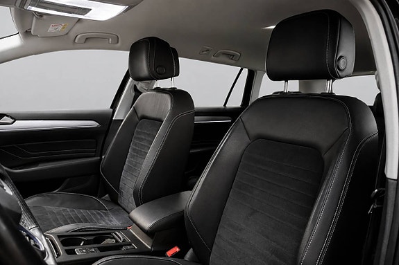 Volkswagen Passat 11 of 20