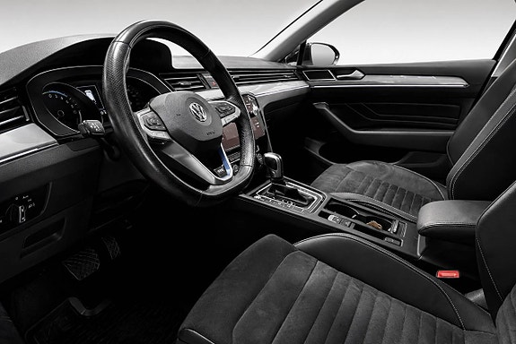Volkswagen Passat 10 of 20