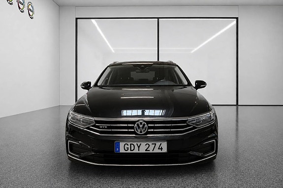 Volkswagen Passat 5 of 20