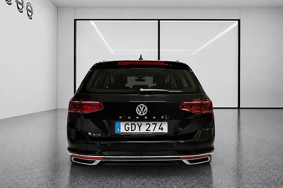 Volkswagen Passat 6 of 20