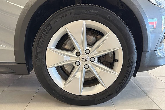 Volvo V60 Cross Country 17 of 27