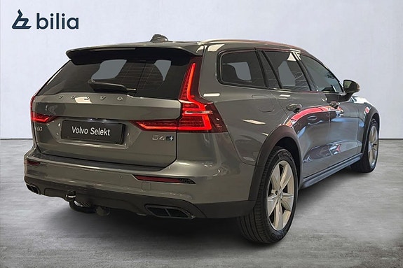 Volvo V60 Cross Country 19 of 27