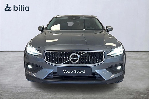 Volvo V60 Cross Country 6 of 27