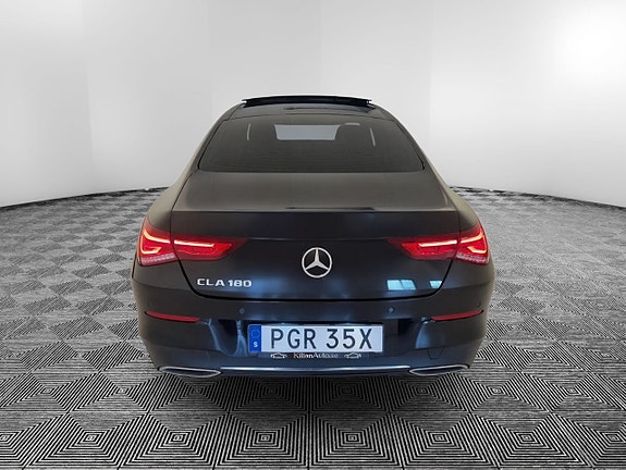 Mercedes-Benz CLA180 2 of 9