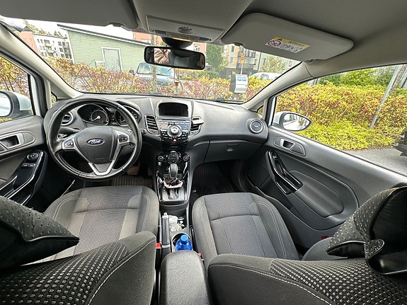 Ford Fiesta 5 of 5