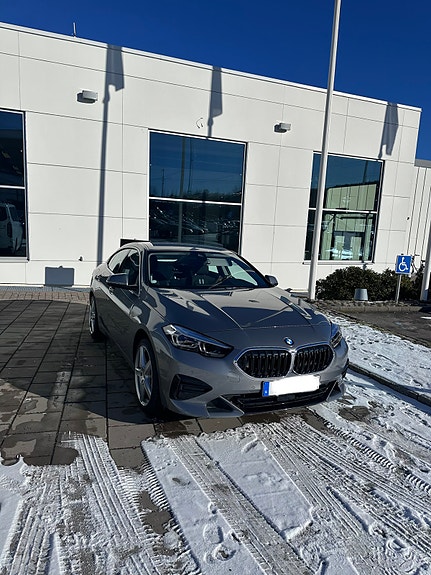 BMW 218i 2 of 2