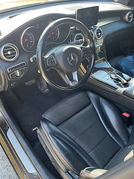 Mercedes-Benz GLC220 d 5 of 7