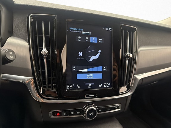 Volvo V90 19 of 30
