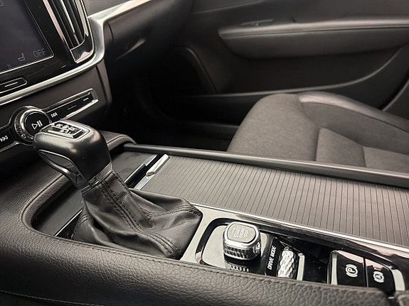 Volvo V90 23 of 30