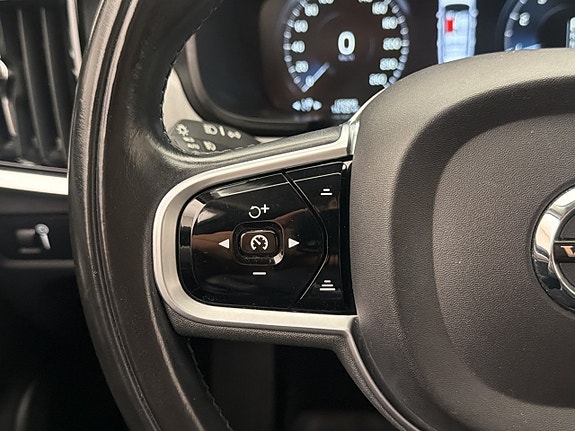 Volvo V90 13 of 30