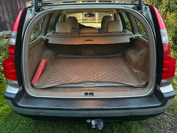 Volvo V70 6 of 10
