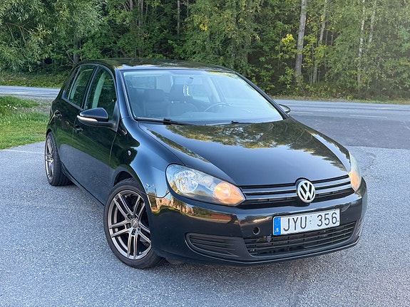 Volkswagen Golf VI 2 of 5