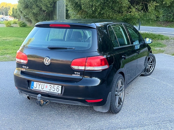 Volkswagen Golf VI 3 of 5