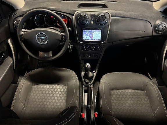 Dacia Logan 18 of 21