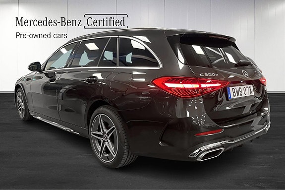 Mercedes-Benz C300 4 of 15