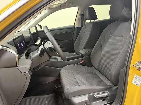 Volkswagen T-Roc 7 of 10