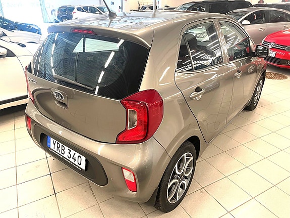 Kia Picanto 3 of 7