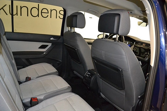 Volkswagen Touran 12 of 13