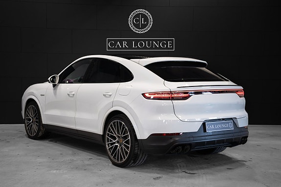Porsche Cayenne Coupe 5 of 23