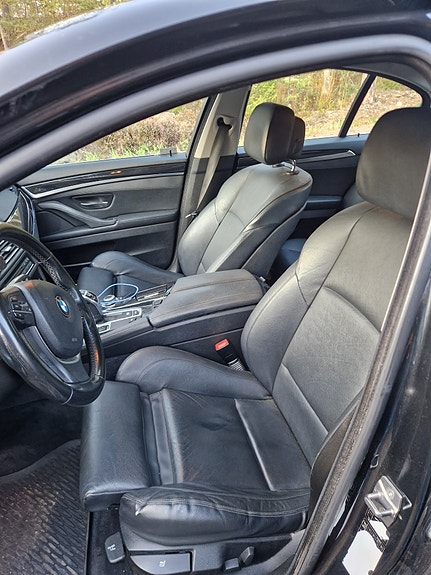 BMW 528i 6 of 11