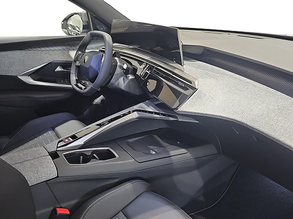 Peugeot 3008 4 of 14