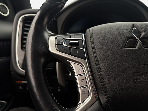 Mitsubishi Outlander 18 of 30