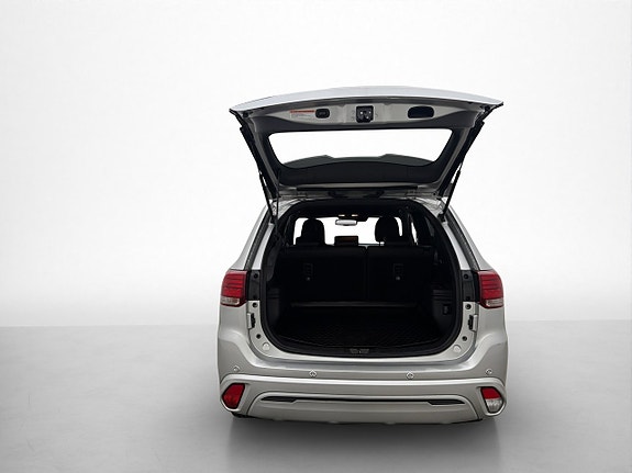 Mitsubishi Outlander 27 of 30