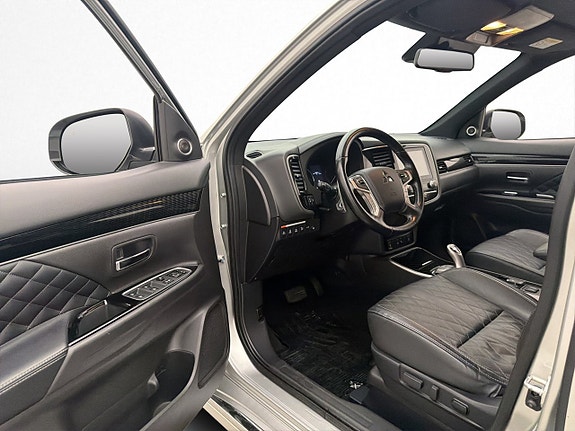 Mitsubishi Outlander 11 of 30