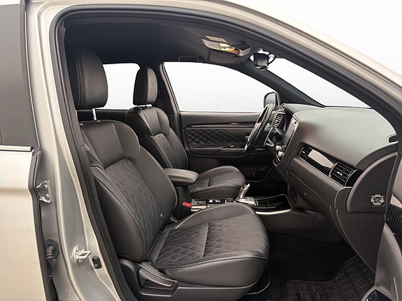 Mitsubishi Outlander 25 of 30