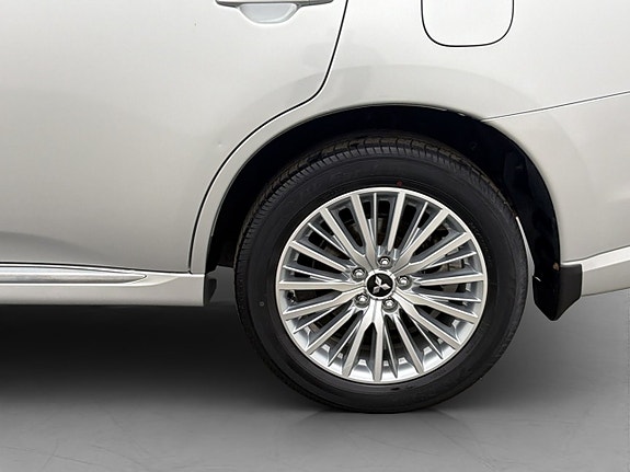 Mitsubishi Outlander 29 of 30