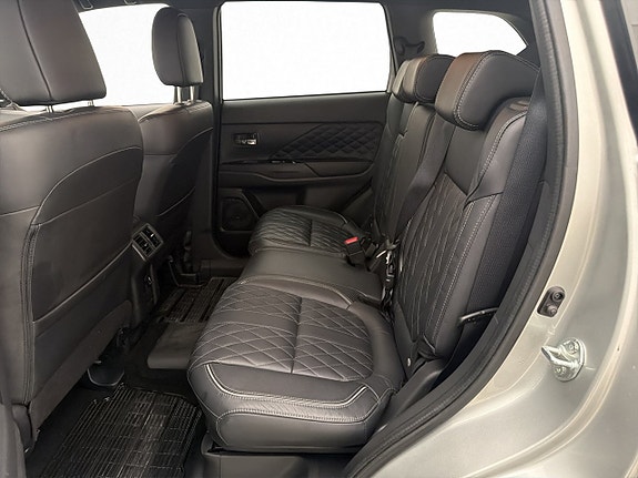 Mitsubishi Outlander 26 of 30