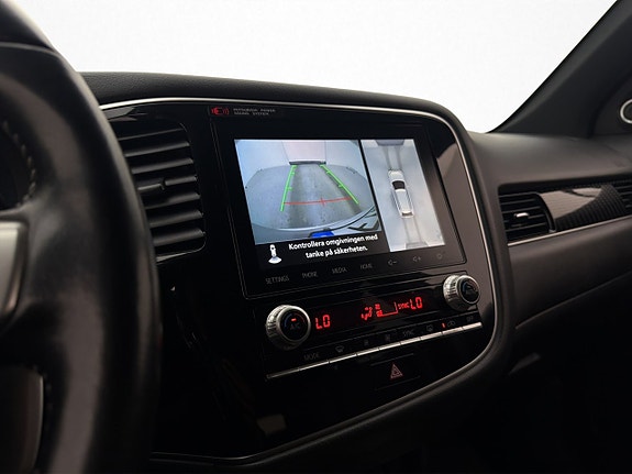 Mitsubishi Outlander 21 of 30