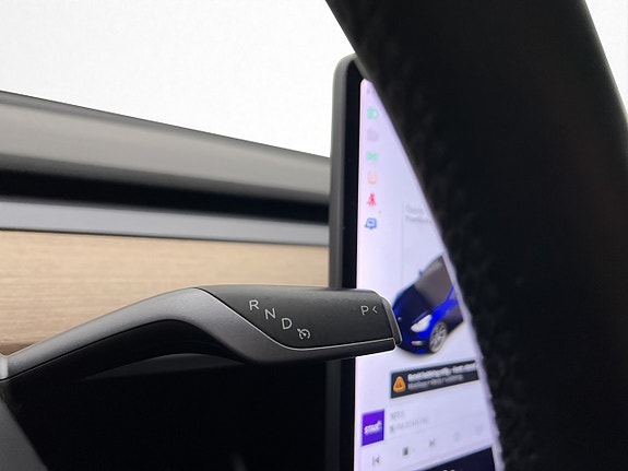 Tesla Model 3 17 of 30