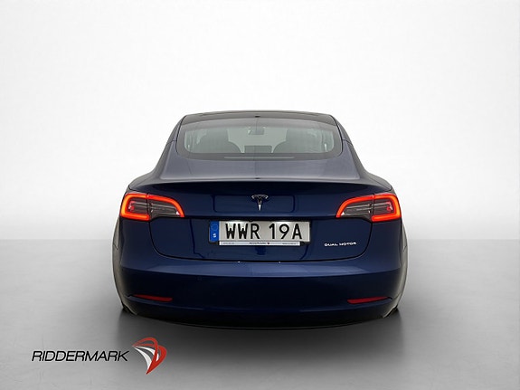 Tesla Model 3 8 of 30